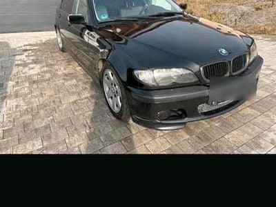 Gebraucht BMW 318 116 PS (85 kW) 2003 Schwarz Limousine