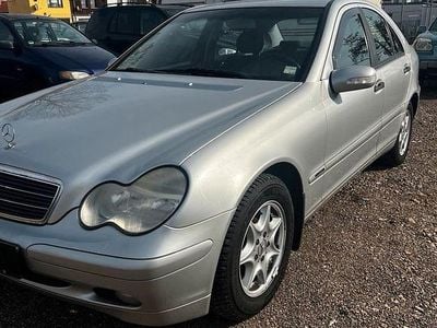 Gebraucht Mercedes C180 143 PS (105 kW) 2004 Grau Limousine