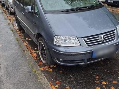 VW Sharan
