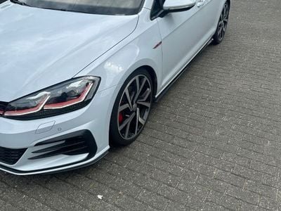 Weiß Gebraucht 2017 VW Golf VII GTI Limousine | 18.000 € (Guter Preis)