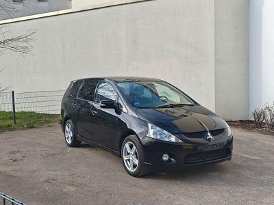Gebraucht Mitsubishi Grandis Invite 165 PS (121 kW) 2009 Schwarz Van / Kleinbus