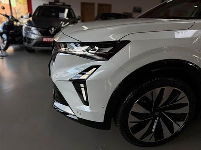 Weiß Neu 2025 Renault Rafale Techno SUV | 37.990 € (Guter Preis)