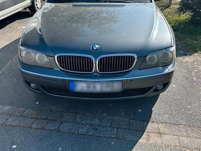 Gebraucht BMW 730 231 PS (169 kW) 2008 Grau Limousine
