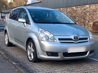 gebraucht Toyota Corolla Verso 2.2 Diesel