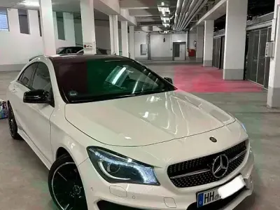Gebraucht Mercedes CLA220 AMG line 170 PS (125 kW) 2014 Weiß Limousine
