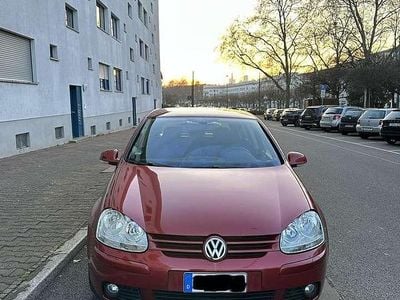 Gebraucht VW Golf VI Edition 122 PS (89 kW) 2008 Rot Kleinwagen
