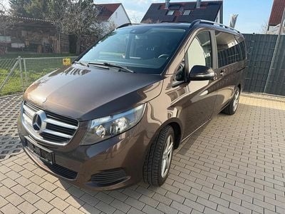 Gebraucht Mercedes V220 Edition 163 PS (119 kW) 2014 Braun Van / Kleinbus