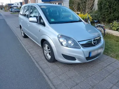 Gebraucht Opel Zafira 140 PS (102 kW) 2010 Grau Van / Kleinbus
