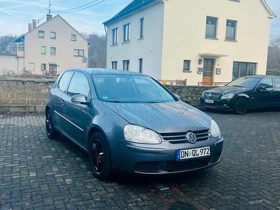 Silber Gebraucht 2006 VW Golf V Kleinwagen | 1.800 € (Guter Preis)