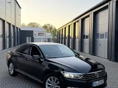 Gebraucht VW Passat Highline 190 PS (139 kW) 2017 Limousine