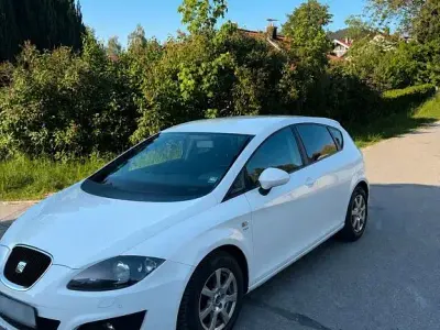 Gebraucht Seat Leon Sport 125 PS (91 kW) 2010 Weiß Kleinwagen