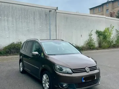 Gebraucht VW Touran 140 PS (102 kW) 2012 Braun Van / Kleinbus