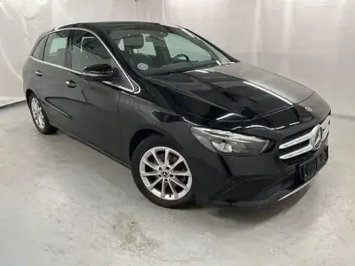 Gebraucht Mercedes B200 150 PS (110 kW) 2019 Schwarz Van / Kleinbus