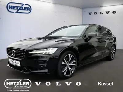 Usado Volvo V60 R-Design 197 HP (144 kW) 2021 Preto Carrinha
