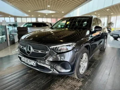 Gebraucht Mercedes GLC200 Avantgarde 204 PS (150 kW) 2023 Graphitgrau SUV