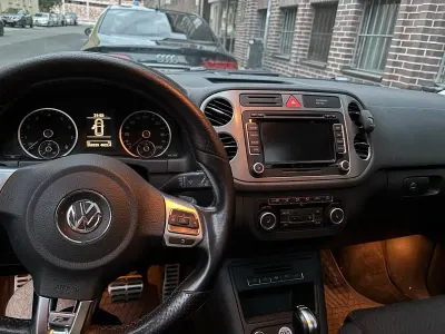 Gebraucht VW Tiguan R-line 200 PS (147 kW) 2010 Weiß SUV