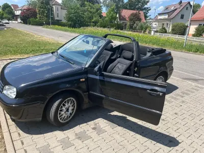 Gebraucht VW Golf Cabriolet 100 PS (73 kW) 1998 Schwarz Cabrio