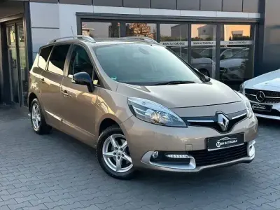 Gebraucht Renault Scénic III LIMITED 132 PS (97 kW) 2016 Gelb Limousine