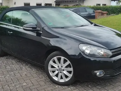 Gebraucht VW Golf Cabriolet Exclusive 105 PS (77 kW) 2012 Schwarz Cabrio