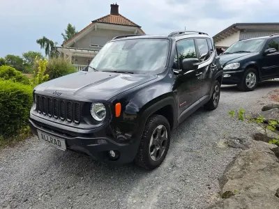 Gebraucht Jeep Renegade Trailhawk 170 PS (125 kW) 2016 Carbon black metallic SUV