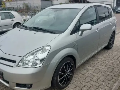 Gebraucht Toyota Corolla Verso Sol 177 PS (130 kW) 2007 Silber Van / Kleinbus