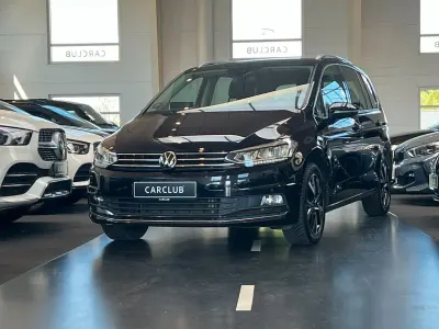 Gebraucht VW Touran Highline 150 PS (110 kW) 2020 Schwarz Van / Kleinbus