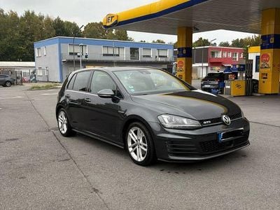 Gebraucht VW Golf VII GTD 184 PS (135 kW) 2016 Grau Limousine
