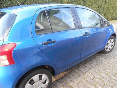 gebraucht Toyota Yaris 5-Türer 1.0 5-Gang Cool