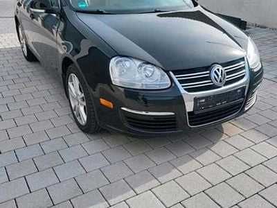 Gebraucht VW Jetta 140 PS (102 kW) 2008 Schwarz Limousine