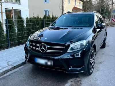 Gebraucht Mercedes GLE400 333 PS (244 kW) 2015 Schwarz SUV