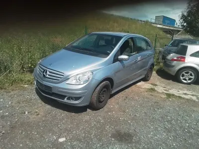 Gebraucht Mercedes B150 Edition 95 PS (69 kW) 2007 Gold Van / Kleinbus