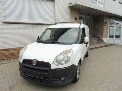 Weiß Gebraucht 2012 Fiat Doblò Van / Kleinbus | 3.987 € (Fairer Preis)