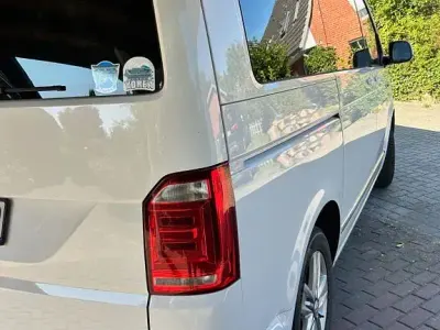 Gebraucht VW Multivan Generation Six 150 PS (110 kW) 2017 Weiß Van / Kleinbus