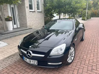 Gebraucht Mercedes SLK200 184 PS (135 kW) 2011 Schwarz Cabrio