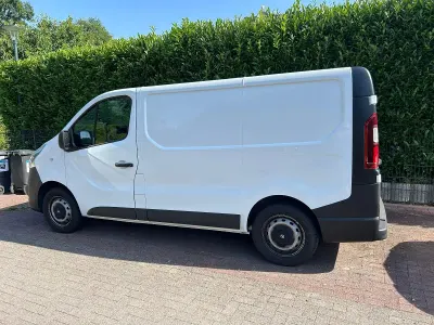 Gebraucht Opel Vivaro-e Combi 120 PS (88 kW) 2019 Weiß Van / Kleinbus