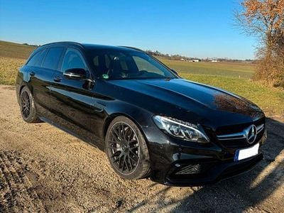 Mercedes C63 AMG