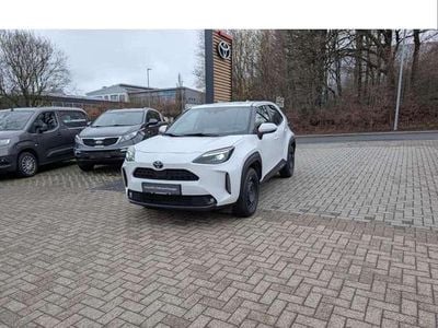 Gebraucht Toyota Yaris Cross Team 116 PS (85 kW) 2022 Super white 2 SUV