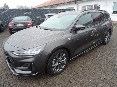 Gebraucht Ford Focus ST-Line 155 PS (114 kW) 2024 Grau Kombi