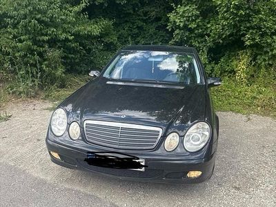 Mercedes E220