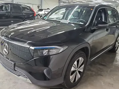 Gebraucht Mercedes EQB250+ 139 kW (190 PS) 2024 Schwarz SUV