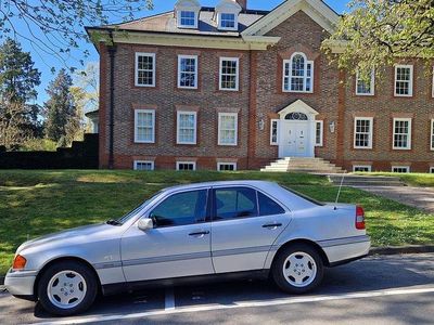 Gebraucht Mercedes C200 Elegance 136 PS (100 kW) 1997 Silber Limousine