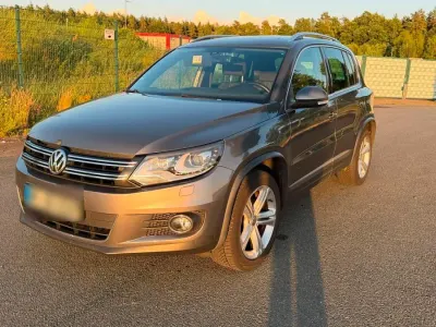 Gebraucht VW Tiguan 140 PS (102 kW) 2015 Grau SUV