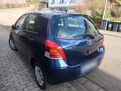 Blau Gebraucht 2009 Toyota Yaris Limousine | 3.499 € (Fairer Preis)
