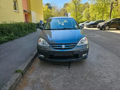 Usado Suzuki Liana 103 HP (75 kW) 2006 Azul Carrinha