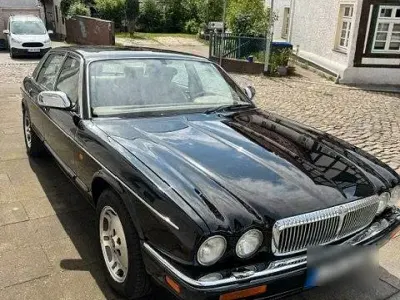 Gebraucht Jaguar X300 311 PS (228 kW) 1996 Schwarz Limousine