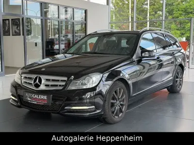 Gebraucht Mercedes C200 136 PS (100 kW) 2014 Schwarz Kombi