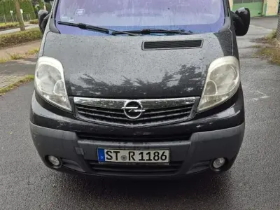 Gebraucht Opel Vivaro 114 PS (83 kW) 2013 Schwarz Van / Kleinbus