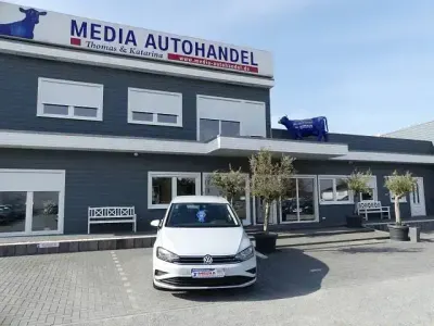 Gebraucht VW Golf VII Trendline 116 PS (85 kW) 2019 Andere Limousine