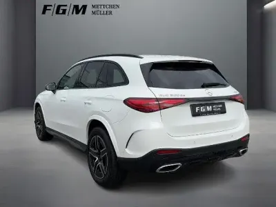Gebraucht Mercedes GLC300e 333 PS (244 kW) 2024 SUV
