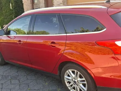 Gebraucht Ford Focus Trend 116 PS (85 kW) 2013 Rot Kombi